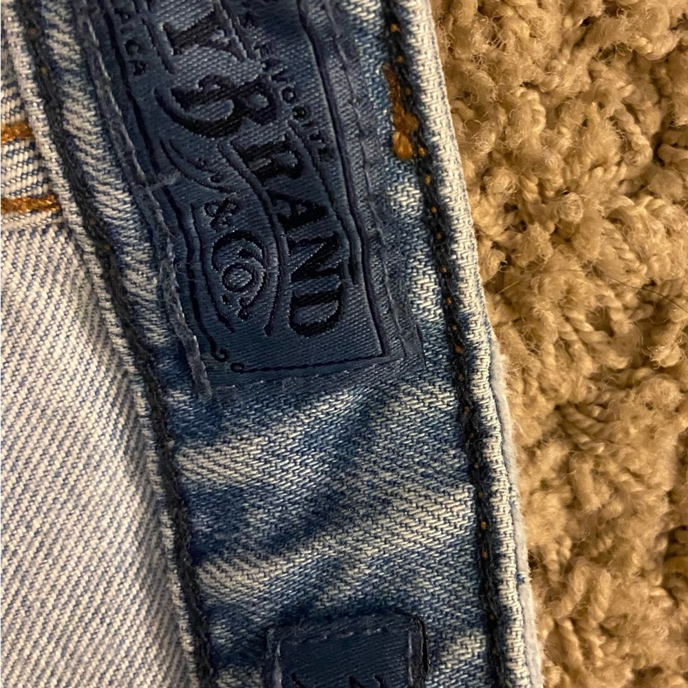 LUCKY BRAND shorts. Size 2. Fun and fabulous 4-leaf clover detail 🤩🍀🤩 - Picture 6 of 6
